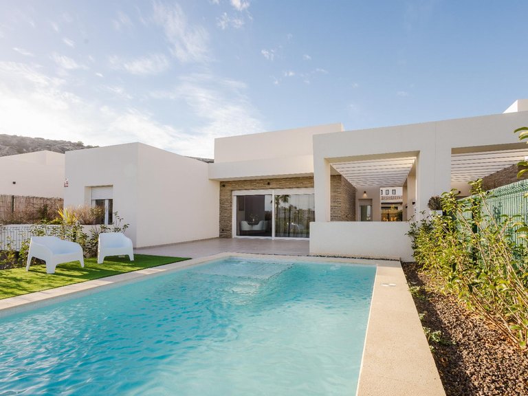 Villa for Sale in Algorfa, Alicante 3
