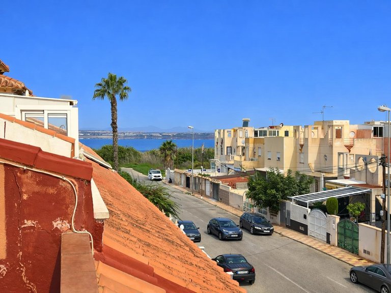 Apartment for Sale in Torrevieja, Alicante 24