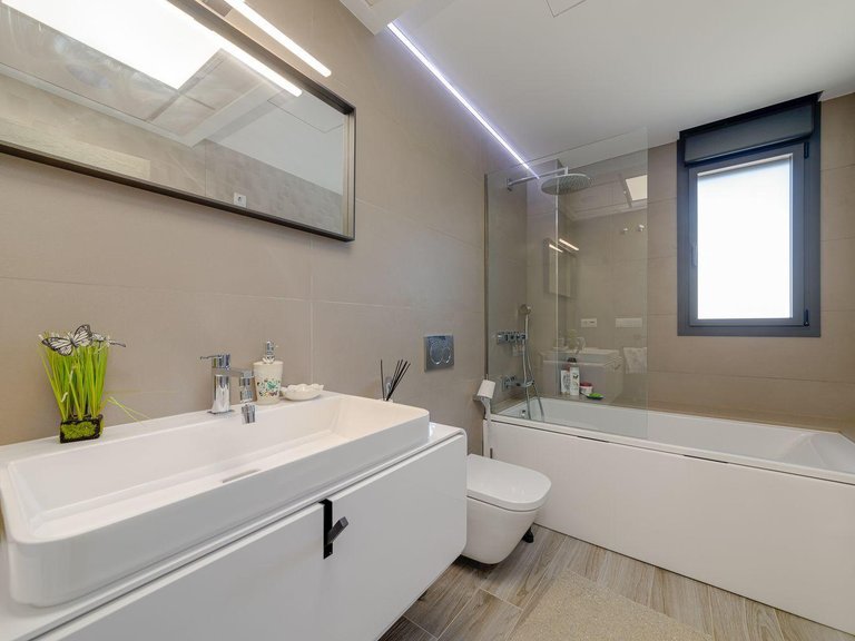 Villa for Sale in Costa Blanca Torrevieja, Alicante 19