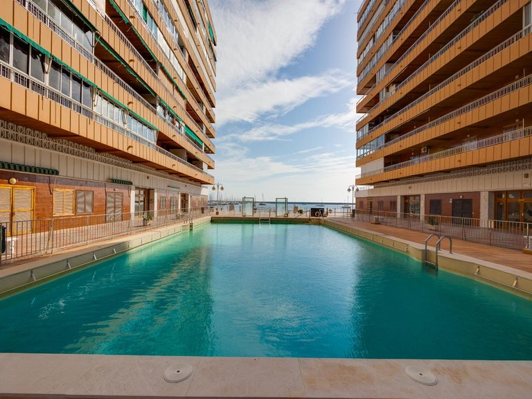Apartment for Sale in Costa Blanca Torrevieja, Alicante 33