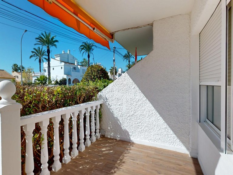 Villa for Sale in Orihuela Costa, Alicante, 36