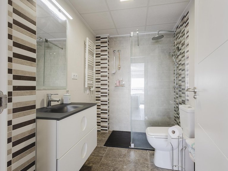 Apartment for Sale in Costa Blanca Torrevieja, Alicante 28