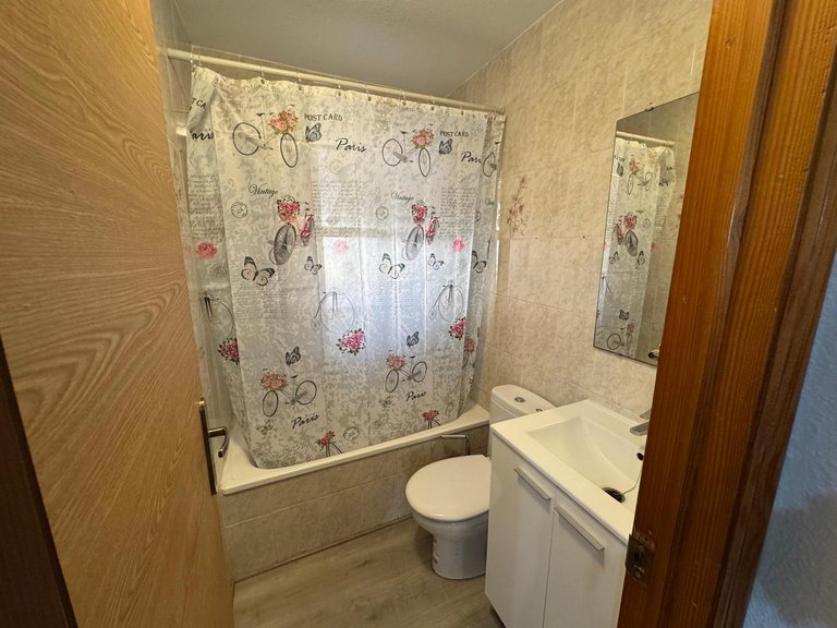 Apartment for Sale in Torrevieja, Alicante 20