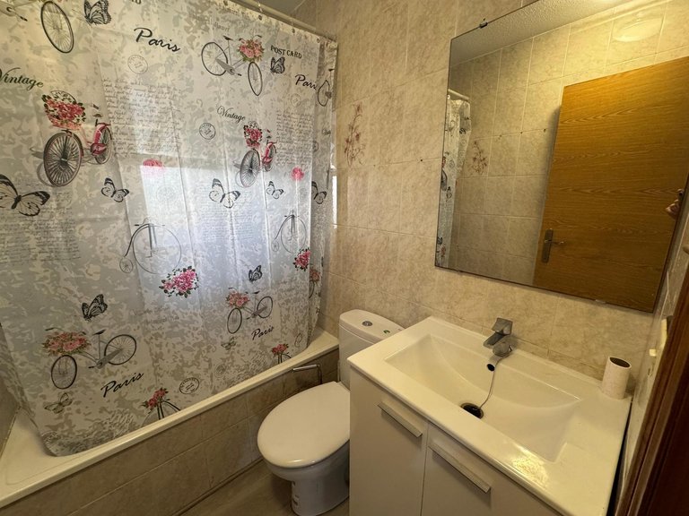 Apartment for Sale in Torrevieja, Alicante 18