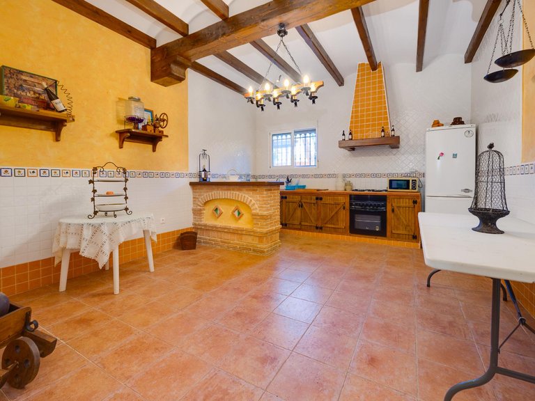 Villa for Sale in Inland San Miguel De Salinas, Alicante 28