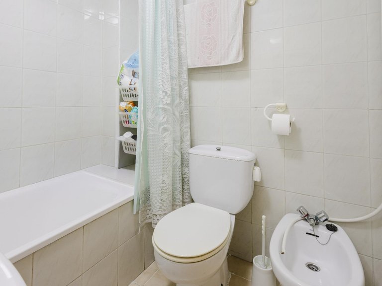 Villa for Sale in Torrevieja, Alicante 28