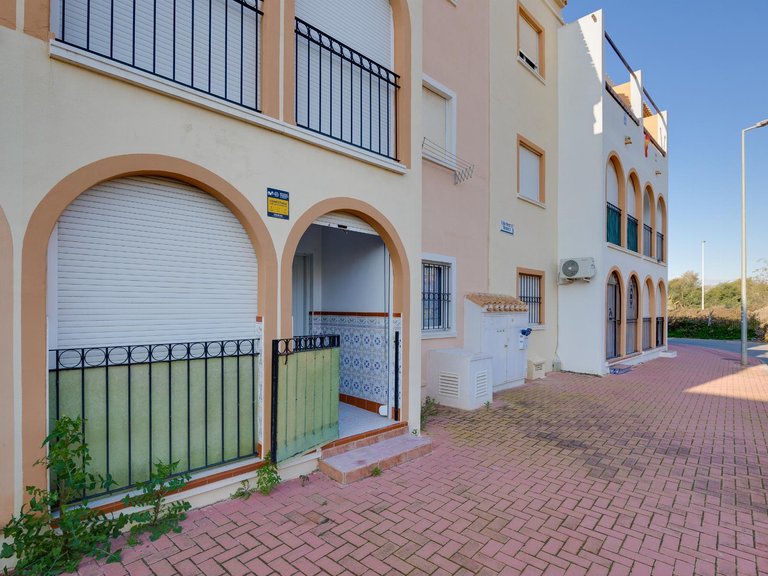 Villa for Sale in Torrevieja, Alicante 30