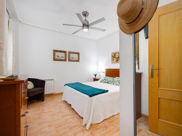 Apartment for Sale in Torrevieja, Alicante 12