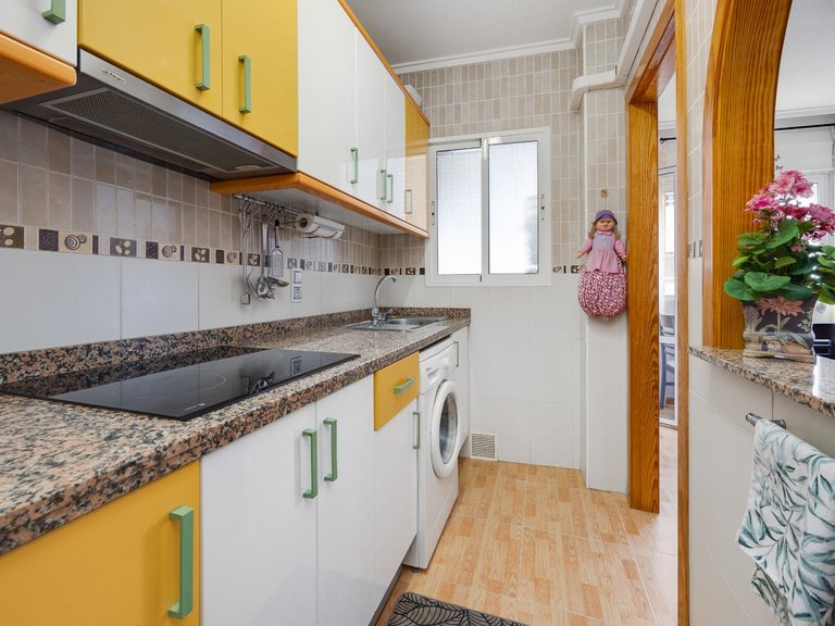 Apartment for Sale in Torrevieja, Alicante 17