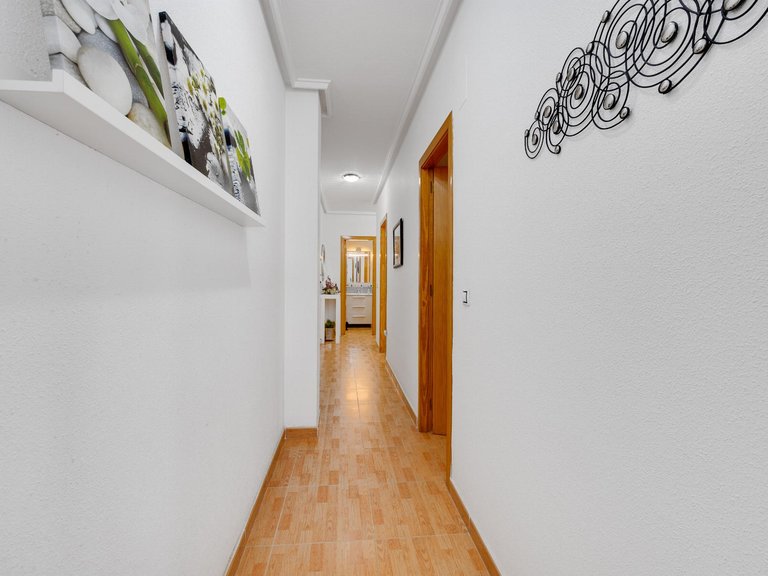 Apartment for Sale in Torrevieja, Alicante 11