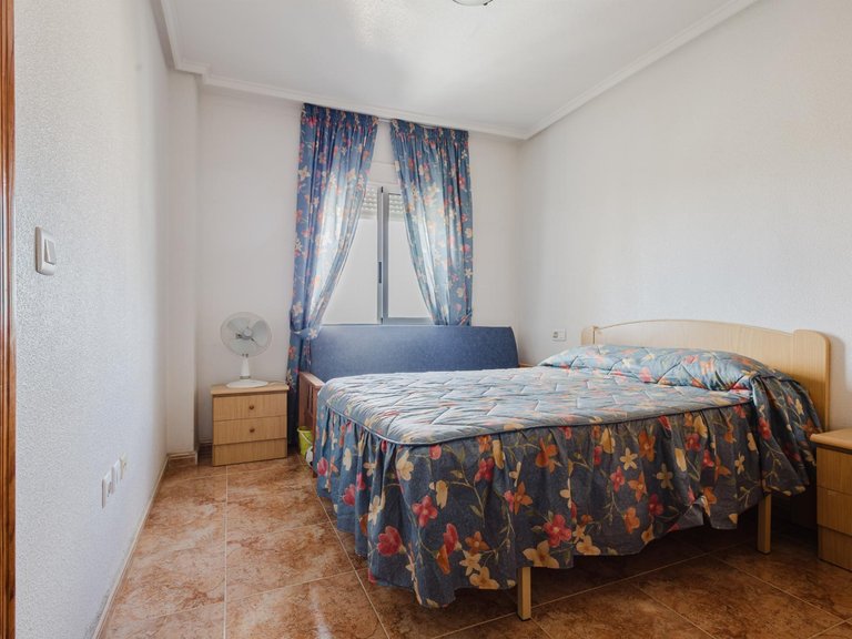 Apartment for Sale in Torrevieja, Alicante 11