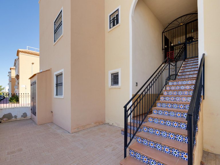 Villa for Sale in Torrevieja, Alicante 26