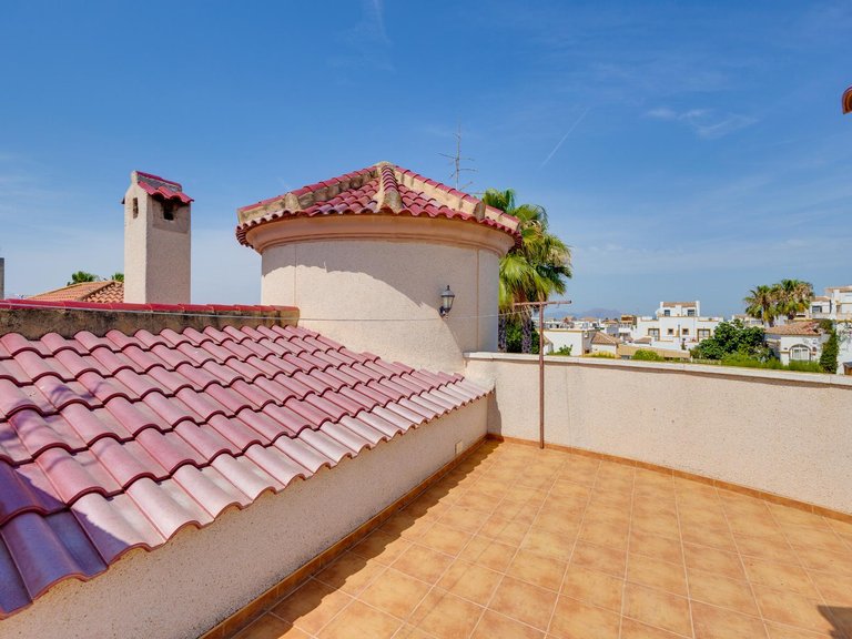 Villa for Sale in La Marina, Alicante 34