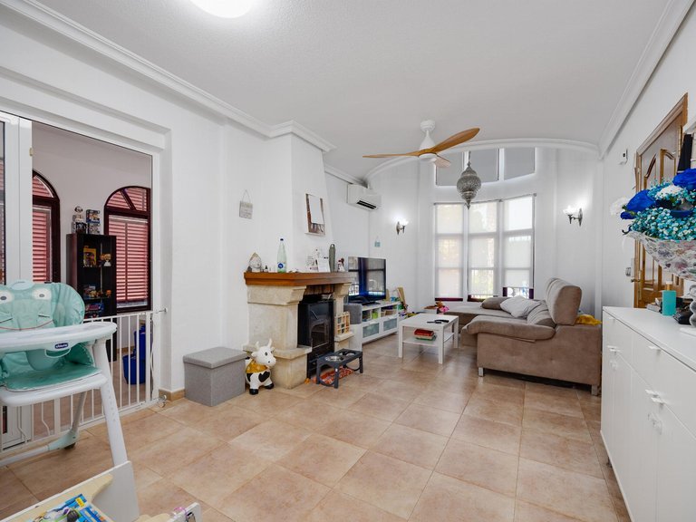 Villa for Sale in La Marina, Alicante 12