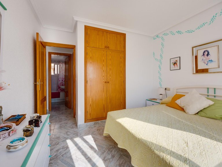 Apartment for Sale in Torrevieja, Alicante 23