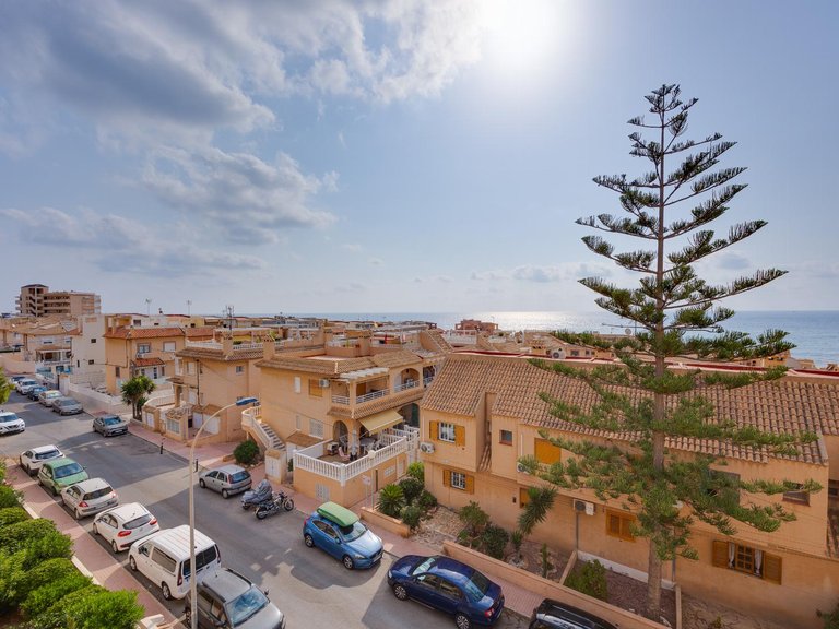 Apartment for Sale in Torrevieja, Alicante 29