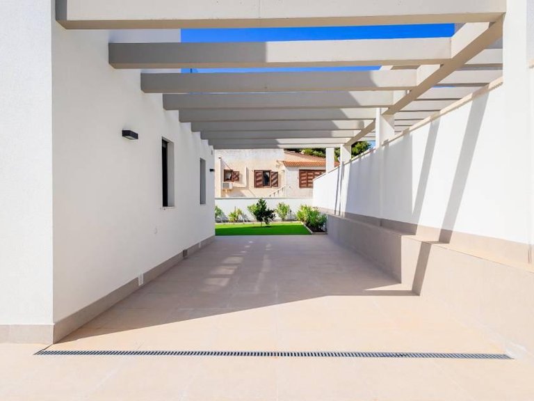 Villa for Sale in Torrevieja, Alicante 14