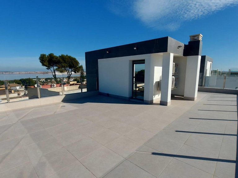 Villa for Sale in Torrevieja, Alicante 20