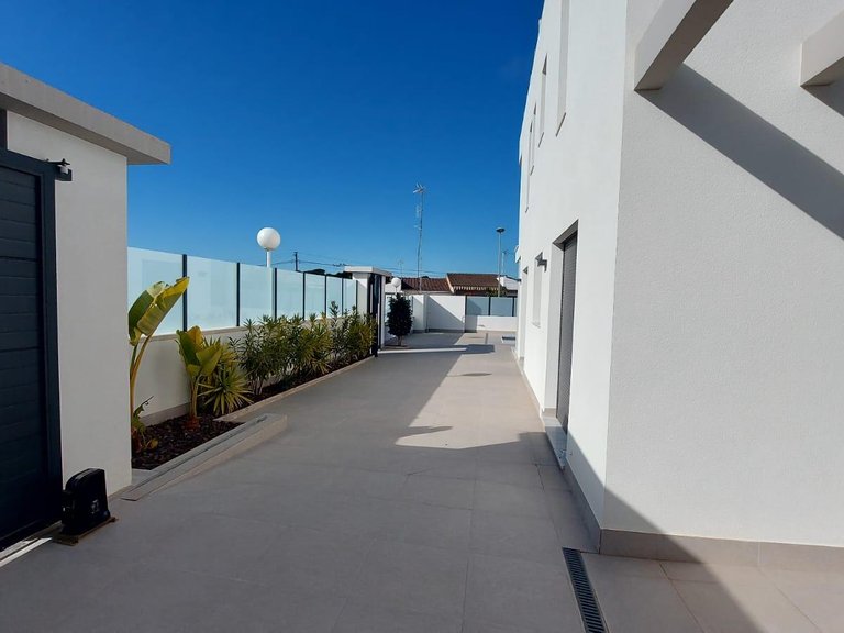 Villa for Sale in Torrevieja, Alicante 26