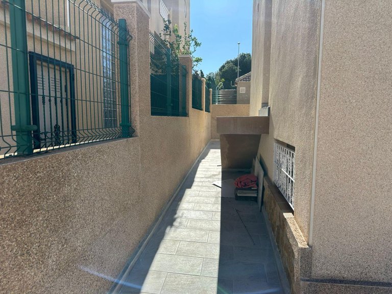 Villa for Sale in Torrevieja, Alicante 34