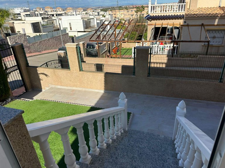 Villa for Sale in Torrevieja, Alicante 30