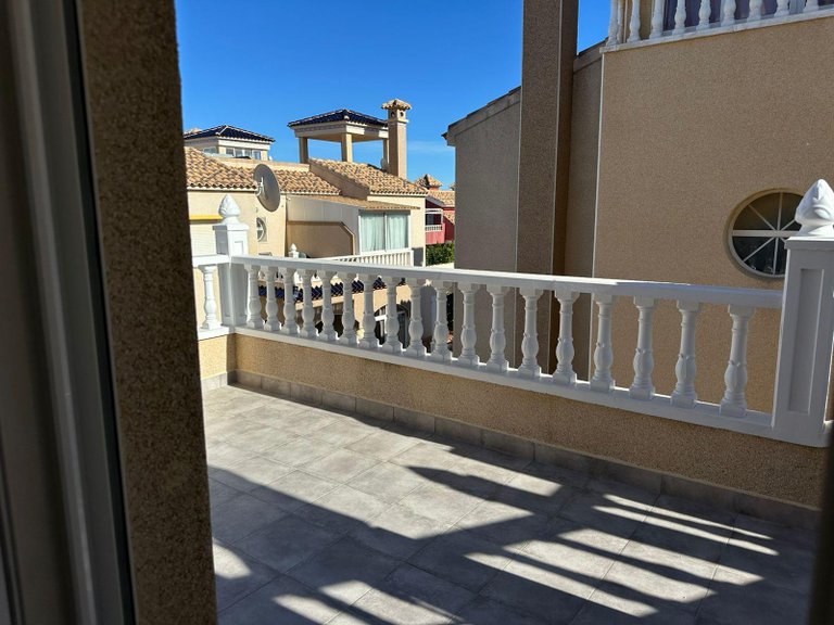 Villa for Sale in Torrevieja, Alicante 33
