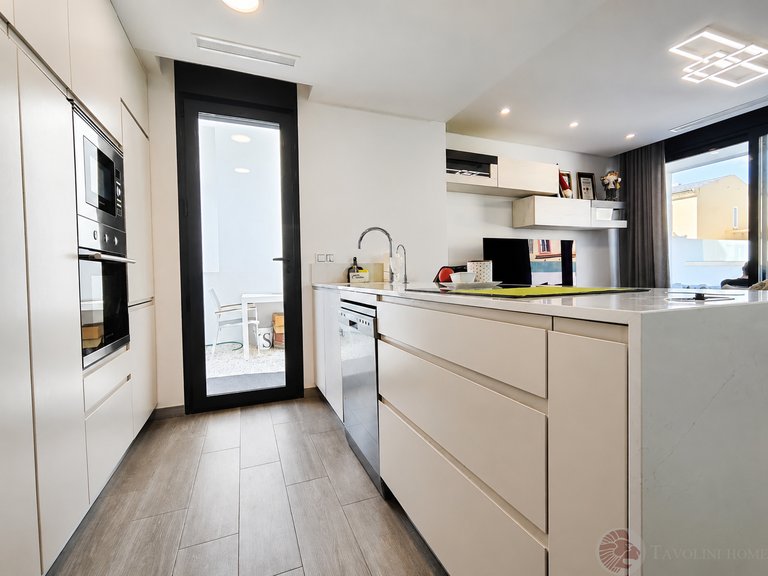 Villa for Sale in El Campello, Alicante 11