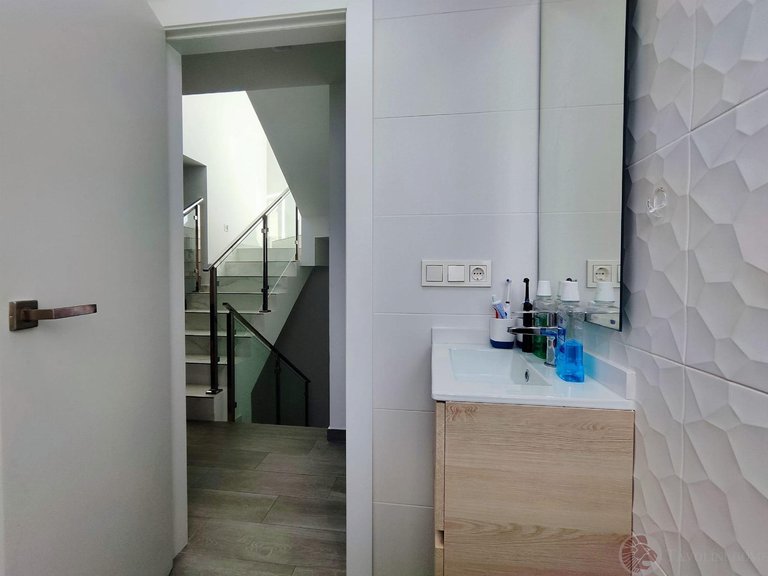 Villa for Sale in El Campello, Alicante 28