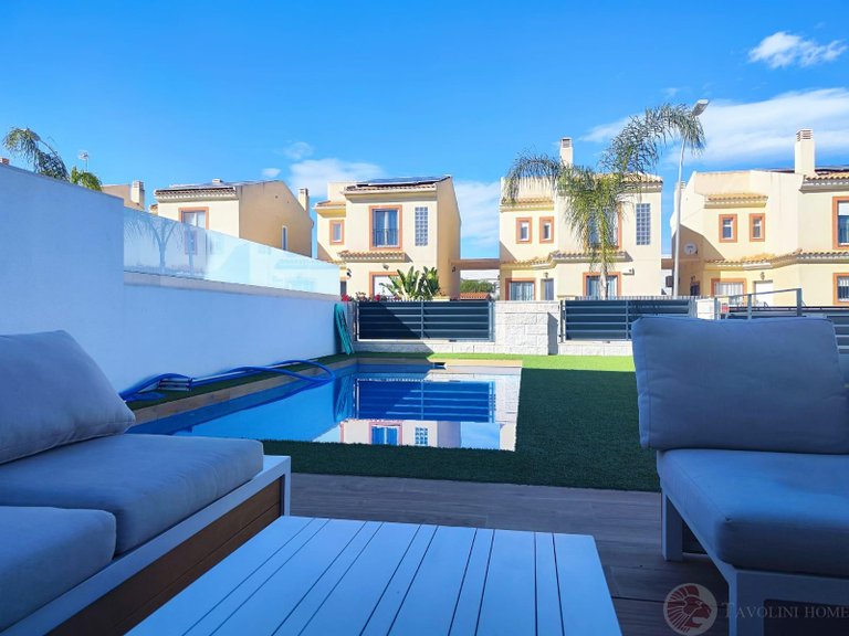 Villa for Sale in El Campello, Alicante 2