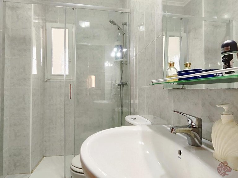 Villa for Rent in El Campello, Alicante 28