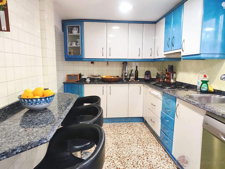 Villa for Sale in El Campello, Alicante 13
