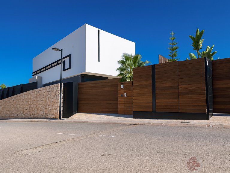 Villa for Sale in Finestrat, Alicante 5