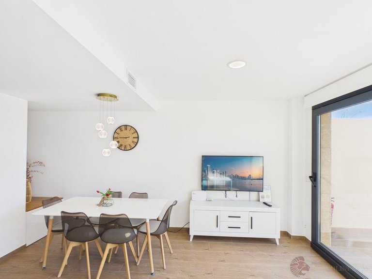 Town House for Sale in Villajoyosa, Alicante 3