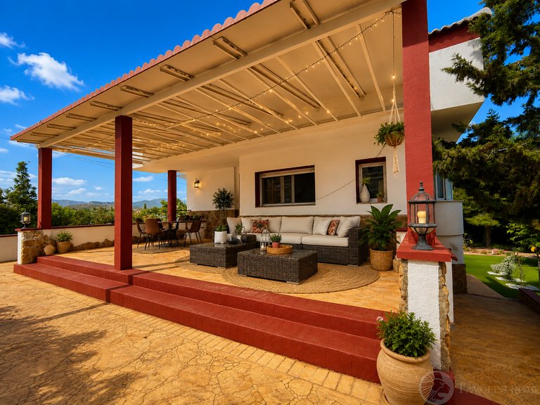 Villa for Sale in Mutxamel, Alicante 37