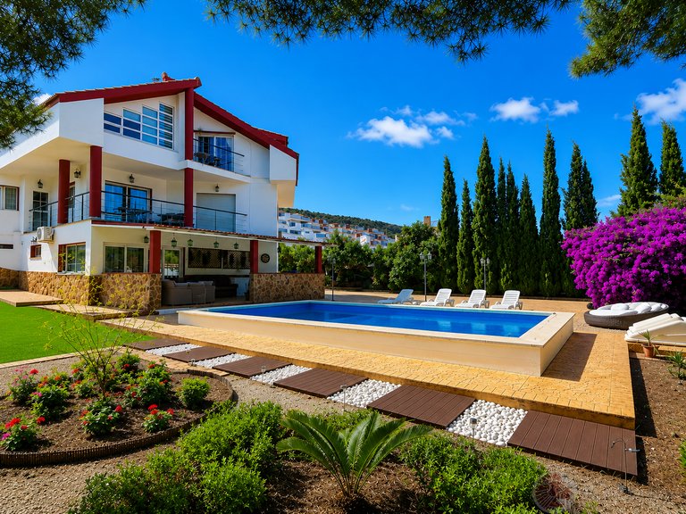 Villa for Sale in Mutxamel, Alicante 5