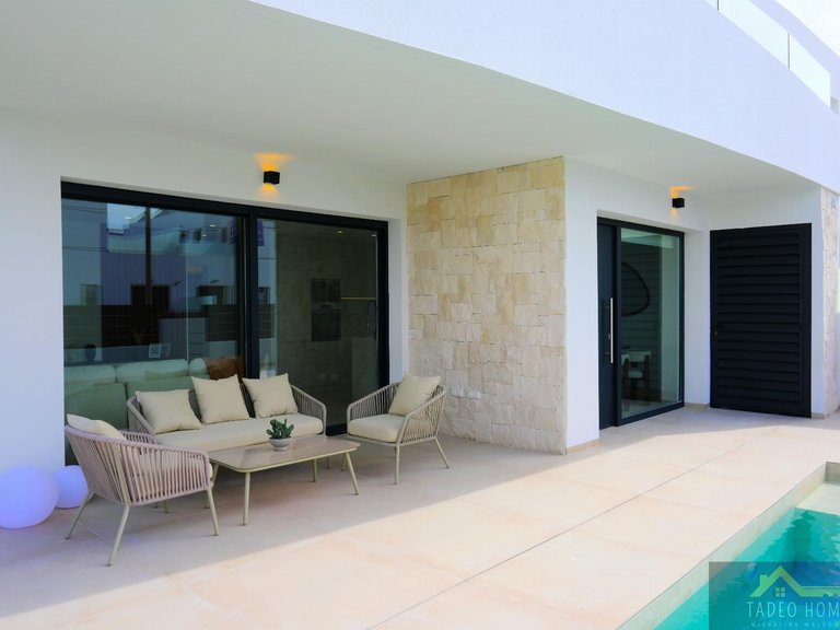 Villa for Sale in Dolores, Alicante 10