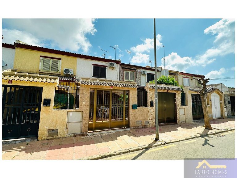 Villa for Sale in Los Alcázares, Murcia 2
