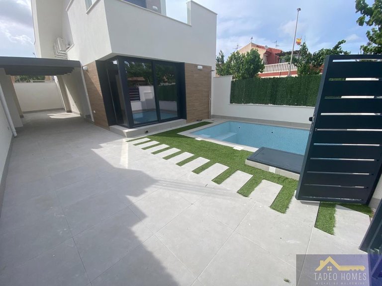 Villa for Sale in Los Alcázares, Murcia 6