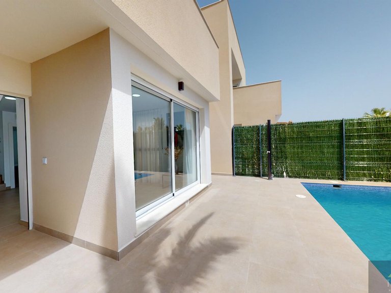 Villa for Sale in Los Urrutias, Murcia 24