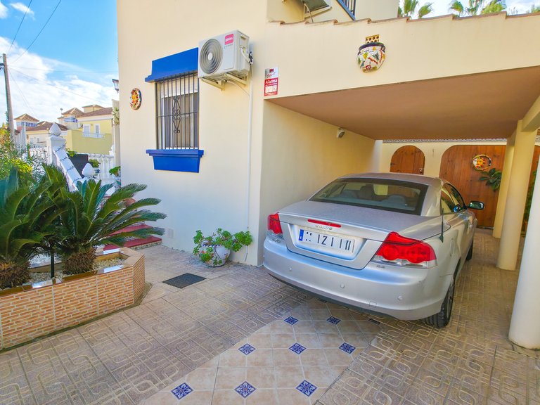Villa for Sale in Costa Blanca Villamartin, Alicante 48