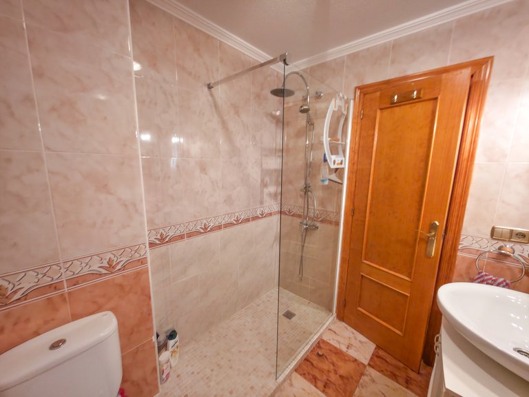 Apartment for Sale in Cabo Roig, Alicante 17