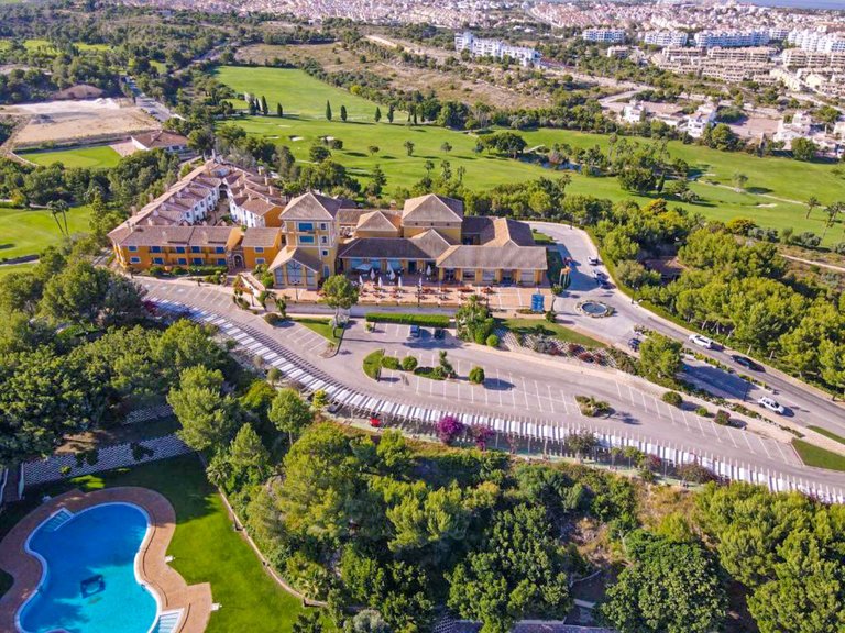 Apartment for Sale in Cabo Roig, Alicante 28