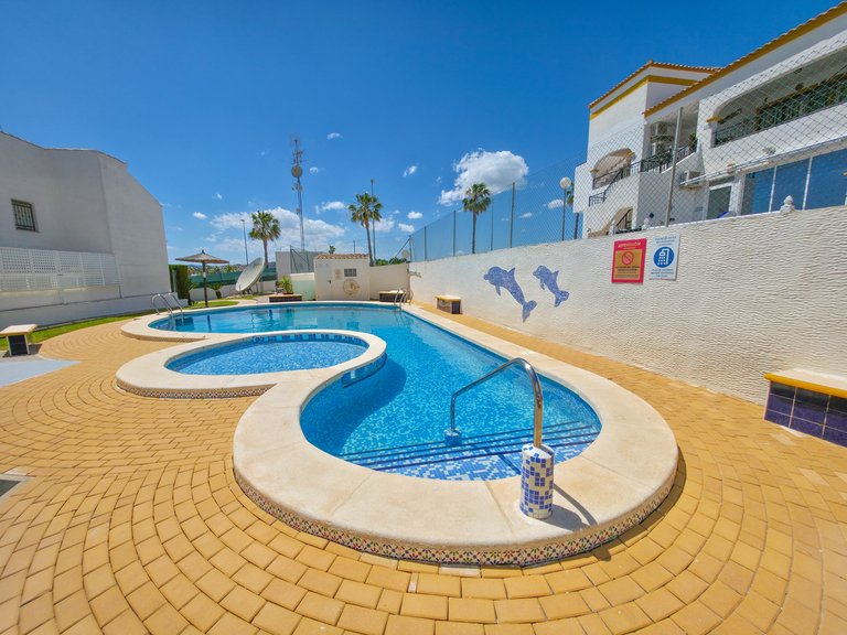 Apartment for Sale in Vistabella Golf, Alicante 29