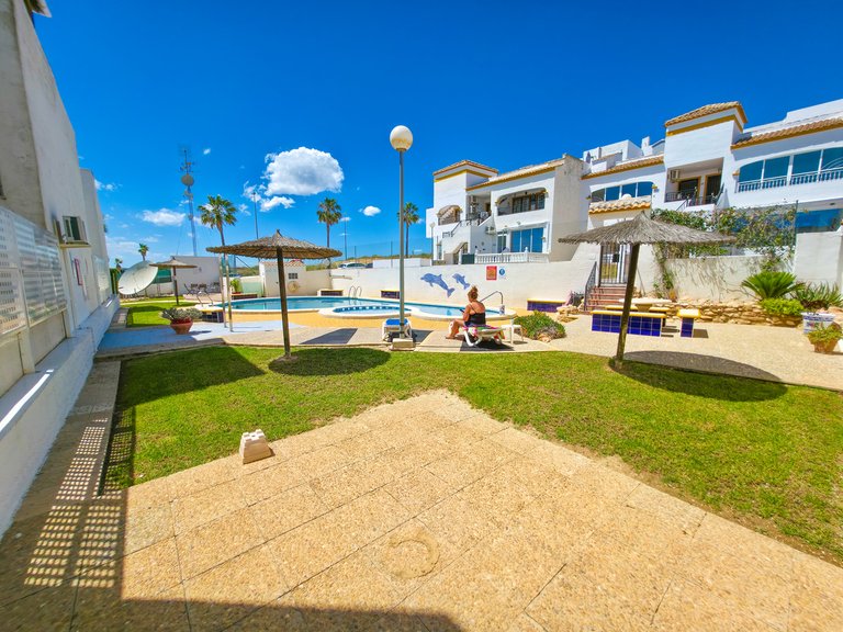 Apartment for Sale in Vistabella Golf, Alicante 28