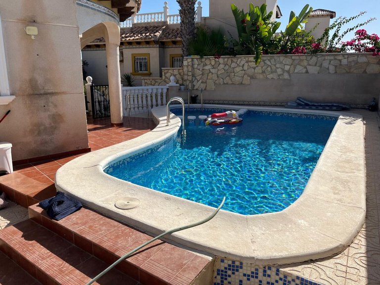 Villa for Sale in Playa Flamenca, Alicante 3