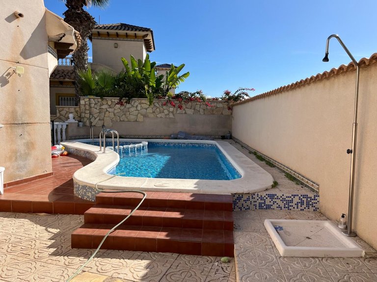 Villa for Sale in Playa Flamenca, Alicante 8