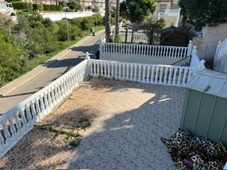 Villa for Sale in Playa Flamenca, Alicante 14