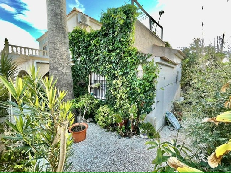 Town House for Sale in Playa Flamenca, Alicante 7