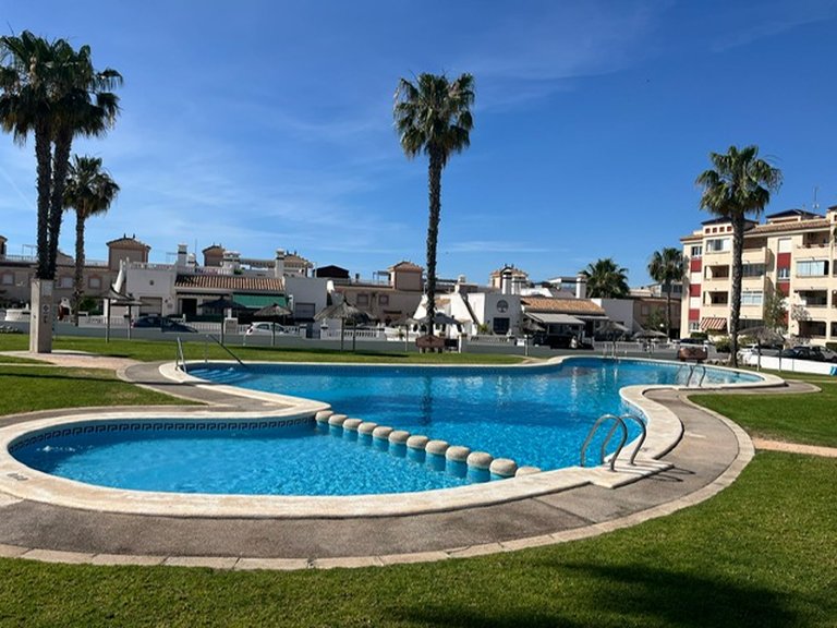 Apartment for Sale in Playa Flamenca, Alicante 2