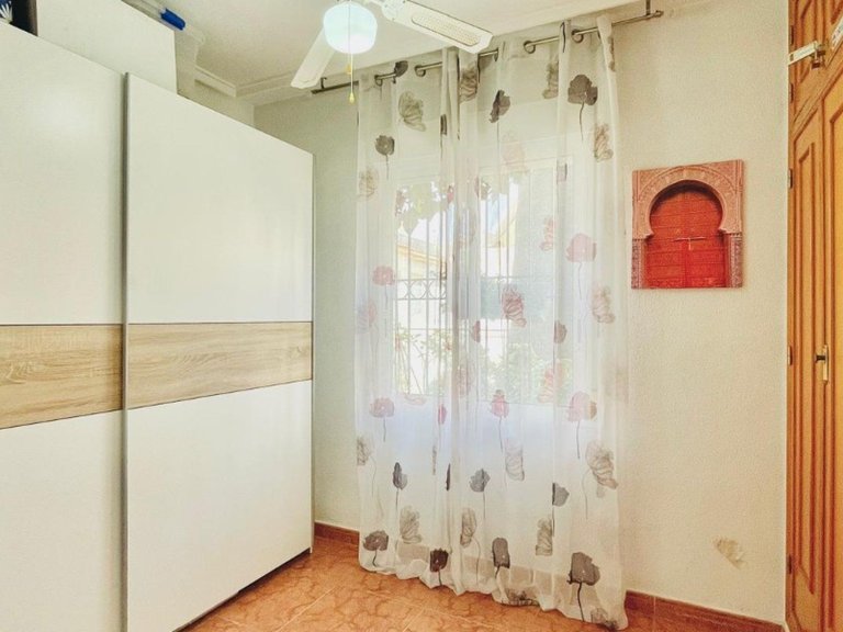 Town House for Sale in Playa Flamenca, Alicante 22